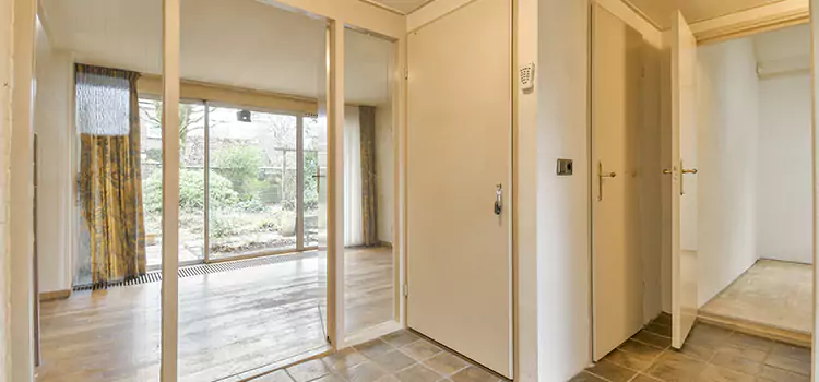 Why Choose Our Pocket Door Experts in Lakewood, OH?
